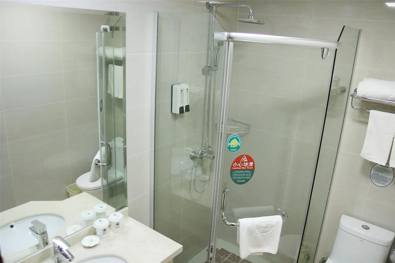 ***  Greentree Inn Henan Zhoukou Luyi Ziqi Avennue Business Hotel Čína