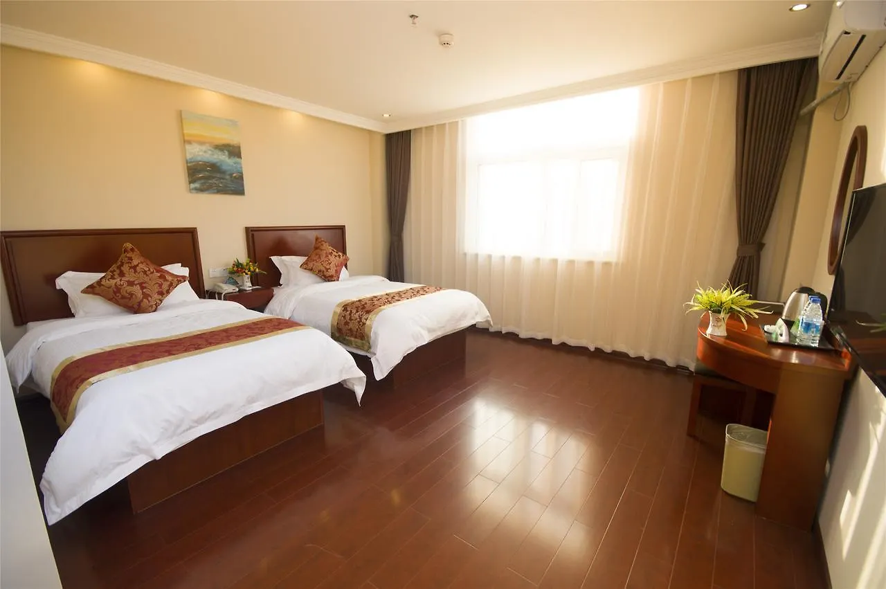Greentree Inn Henan Zhoukou Luyi Ziqi Avennue Business Hotel